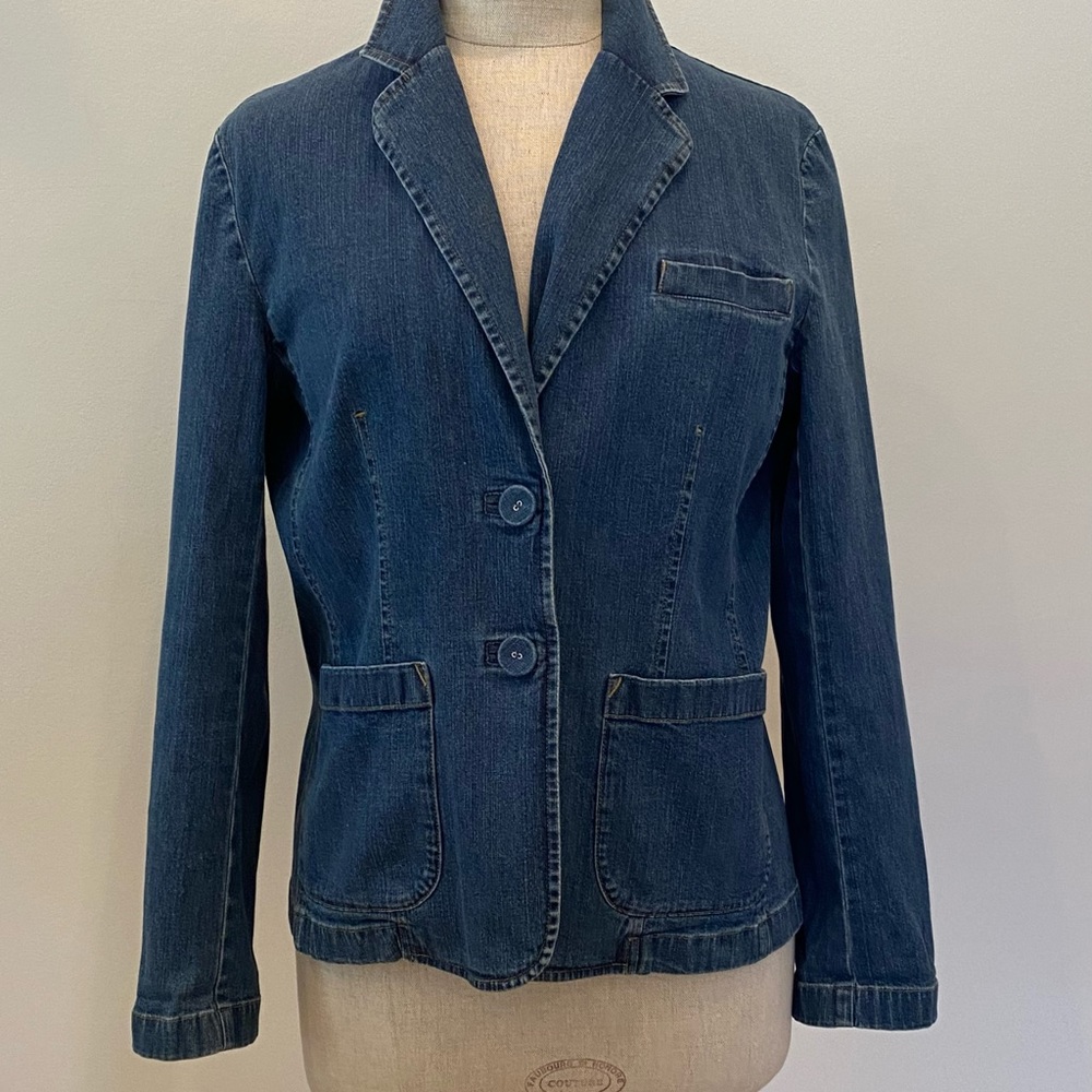 Talbots Womens Denim Blazer / Stretch Denim / Medium Stonewash/ Size 8 - Picture 2 of 10